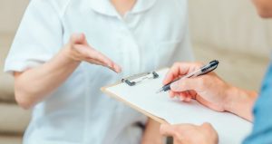 健康診断の服装、前日の食事、アルコールやタバコはどうすればよいのか
