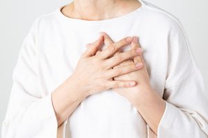 息切れの原因は？注意が必要な症状や考えられる病気について解説